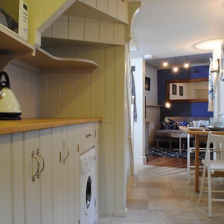 Courtyard Cottages Lymington, 2 Adults Only Exterior foto